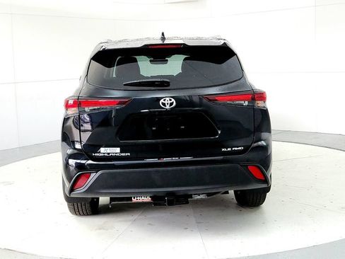 Certified 2024 Toyota Highlander XLE AWD/4WD image 5