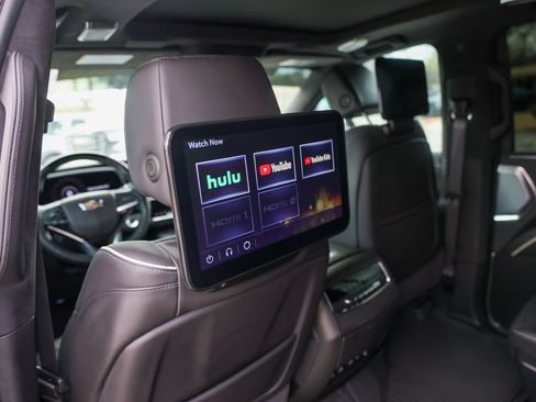 Certified 2024 Cadillac Escalade Sport Platinum image 27