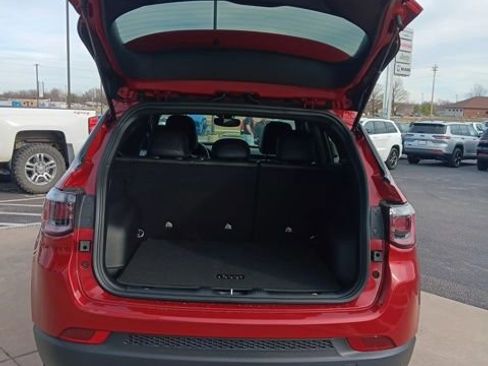 New 2026 Jeep Compass Latitude image 21