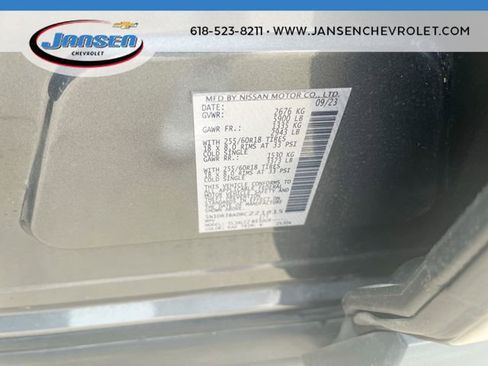 Used 2024 Nissan Pathfinder SV FWD image 33