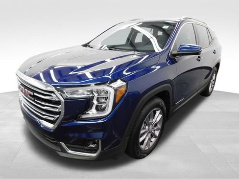 Used 2023 GMC Terrain SLT image 5