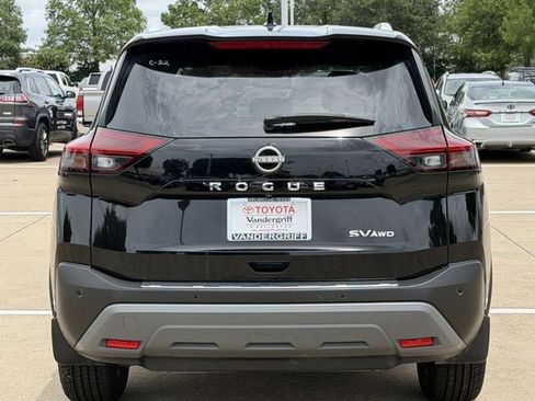 Used 2023 Nissan Rogue SV w/ SV Premium B Package AWD/4WD image 5