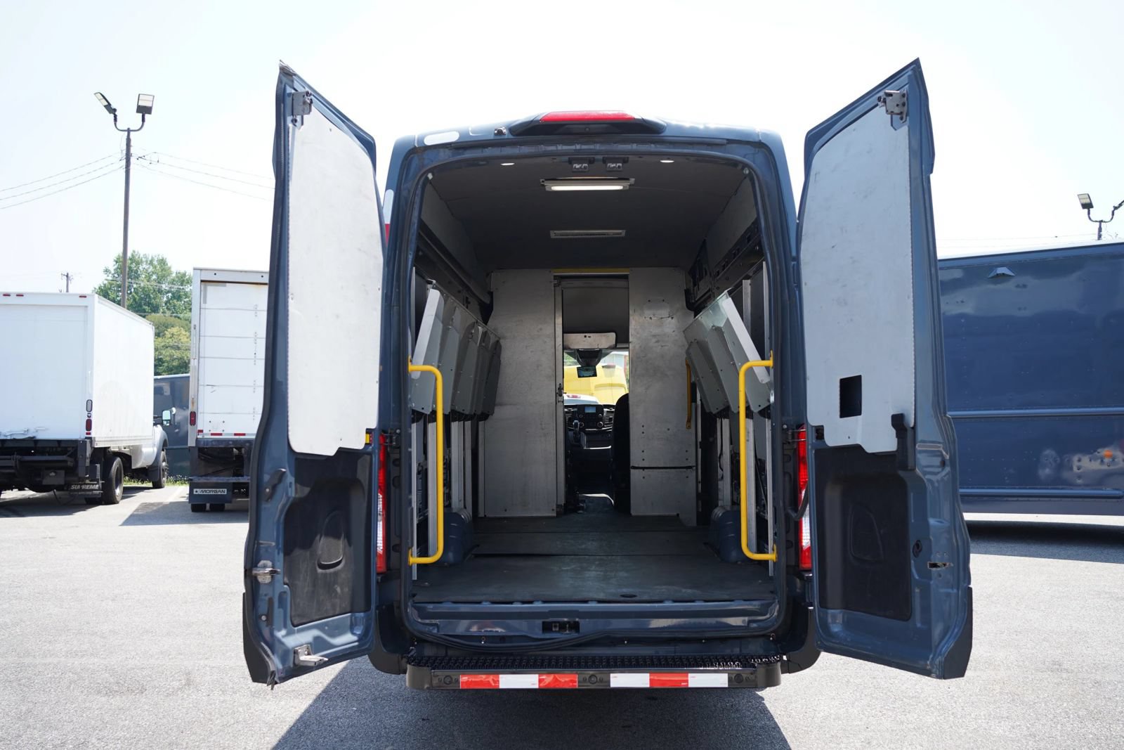 Used 2019 Ford Transit 250 148 High Roof Extended RWD image 10