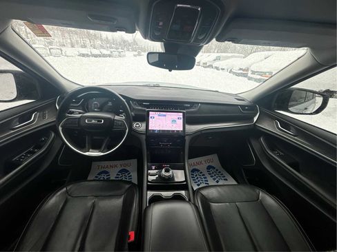 Used 2022 Jeep Grand Cherokee L Limited image 28