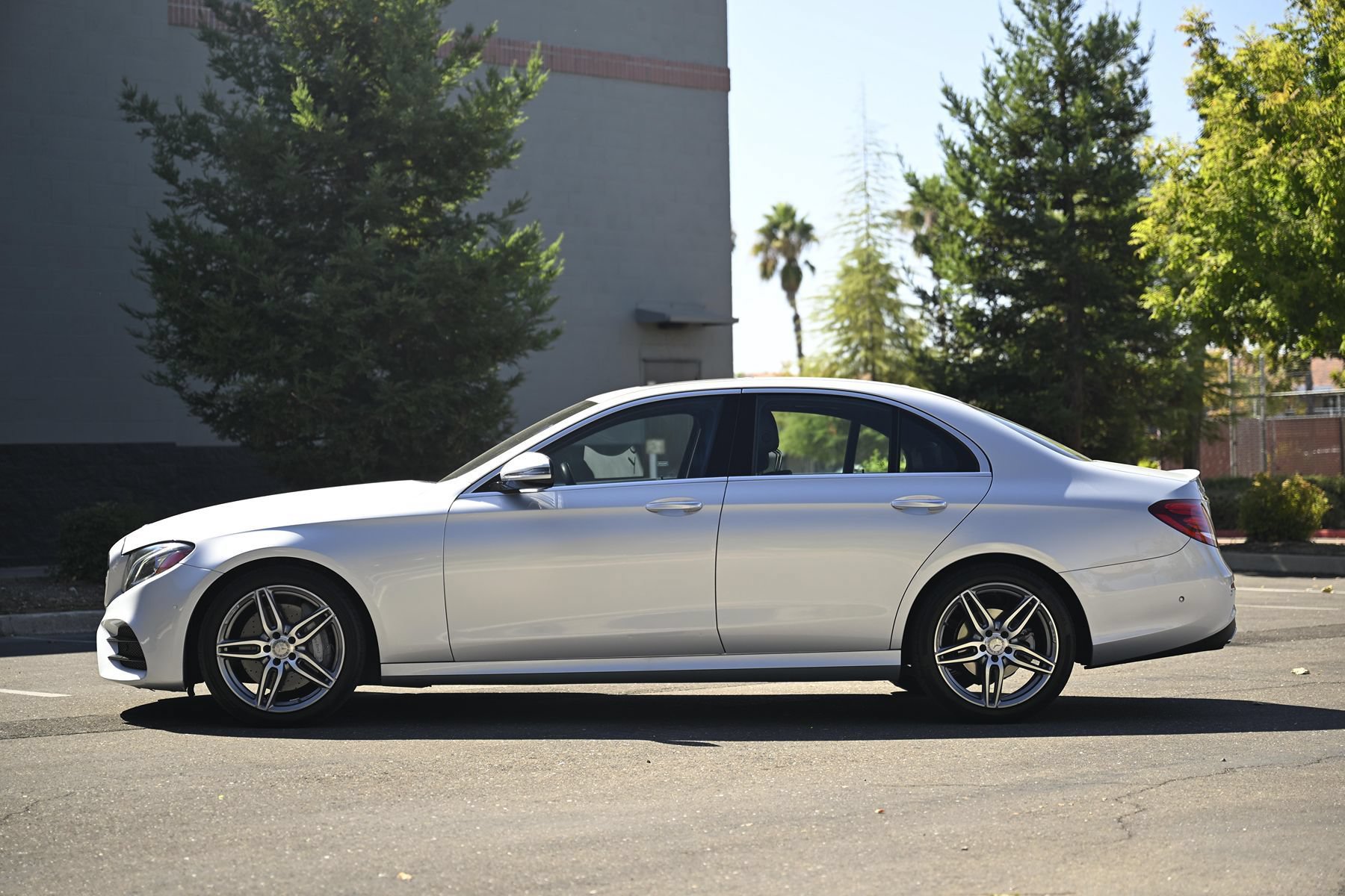 Used 2017 Mercedes-Benz E 300 image 5