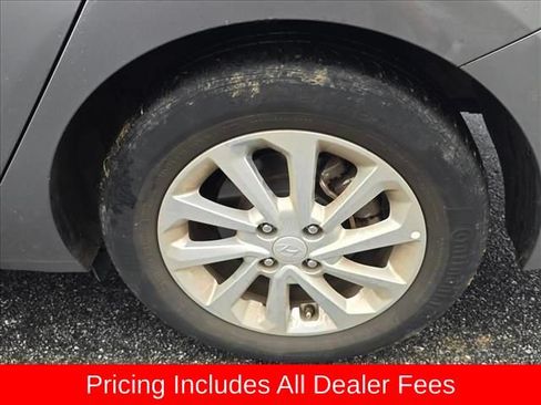 Used 2022 Hyundai Accent SEL FWD image 5