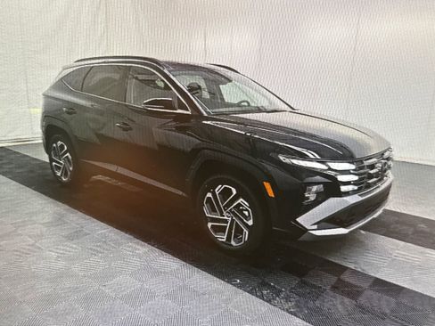Used 2026 Hyundai Tucson Limited AWD/4WD image 4