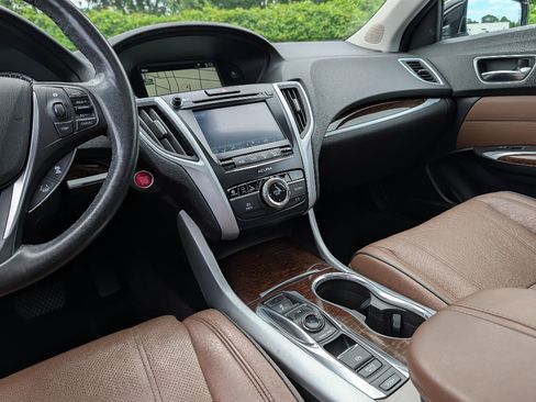 Used 2018 Acura TLX V6 SH-AWD w/ Advance Package image 24