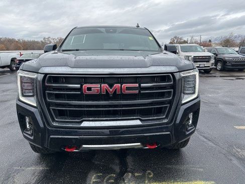 Used 2023 GMC Yukon AT4 image 2