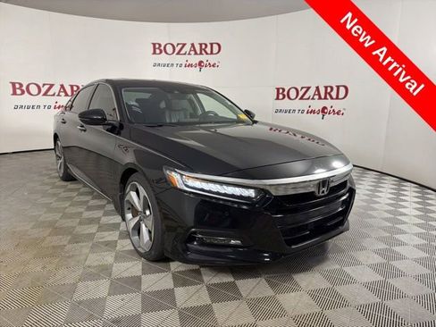 Used 2020 Honda Accord Touring image 1