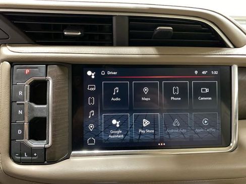 Used 2022 GMC Yukon Denali w/ Advanced Technology Package image 20