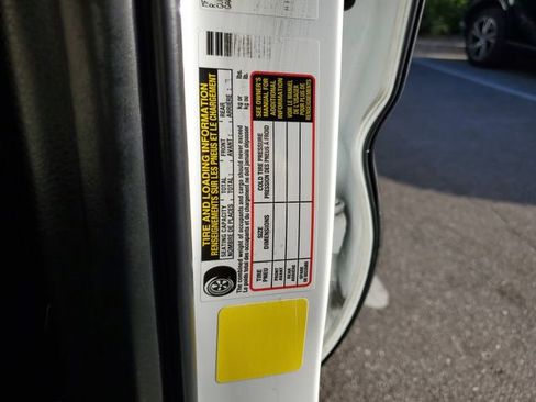 Used 2022 Toyota Tacoma TRD Off-Road w/ Technology Package RWD image 33