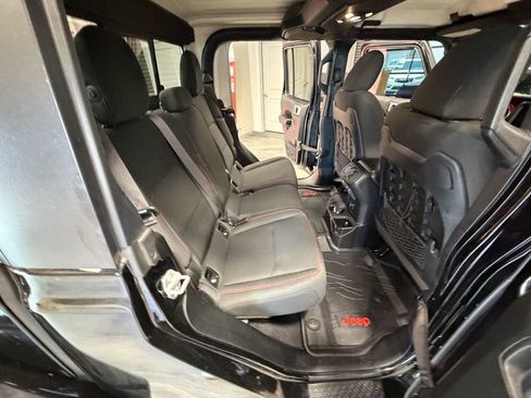 Used 2020 Jeep Gladiator Rubicon AWD/4WD image 50