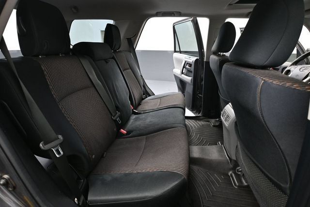 Used 2013 Toyota 4Runner SR5 w/ Convenience Pkg AWD/4WD image 34