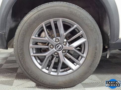 Used 2023 Nissan Rogue S image 25