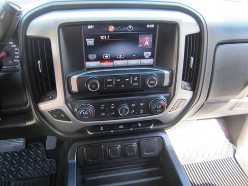 Used 2015 GMC Sierra 1500 SLE w/ SLE Value Package AWD/4WD image 29