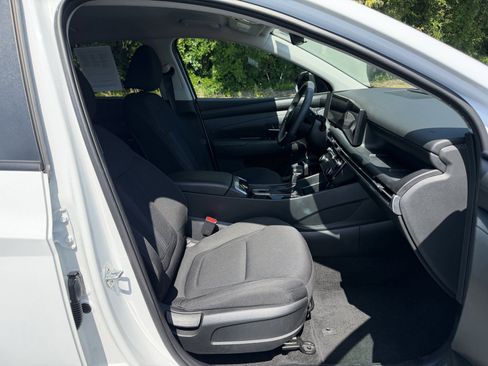 Used 2025 Hyundai Tucson SEL FWD image 15
