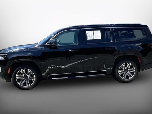 Certified 2024 Jeep Wagoneer Series II AWD/4WD image 5