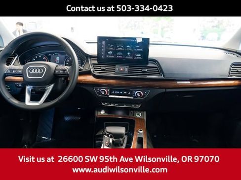 Used 2023 Audi Q5 2.0T Premium w/ Convenience Package AWD/4WD image 9