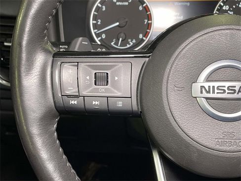 Used 2021 Nissan Rogue SV w/ Premium Package image 38