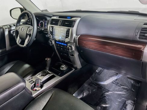 Used 2023 Toyota 4Runner Limited AWD/4WD image 26