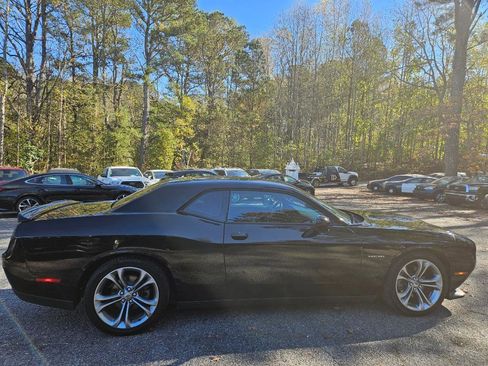Used 2020 Dodge Challenger R/T image 10