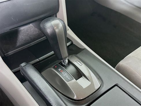 Used 2010 Honda Accord LX-P image 22