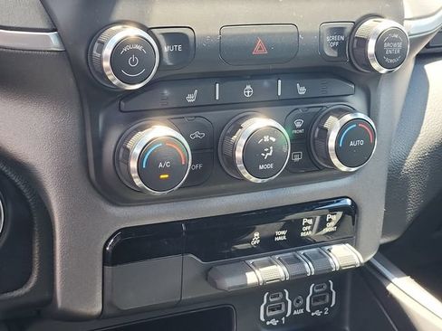 Used 2021 RAM 1500 Big Horn AWD/4WD image 15