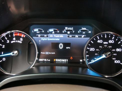 Used 2019 Ford F350 King Ranch w/ King Ranch Ultimate Package AWD/4WD image 29