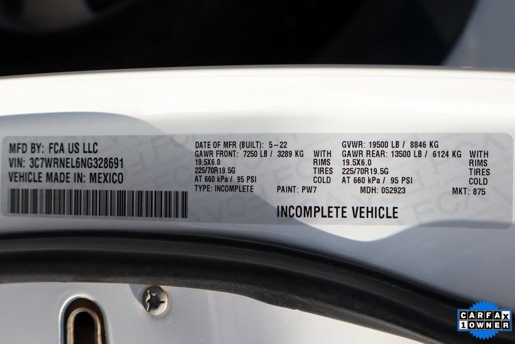 Used 2022 RAM 5500 Tradesman w/ Max Tow Package AWD/4WD image 46