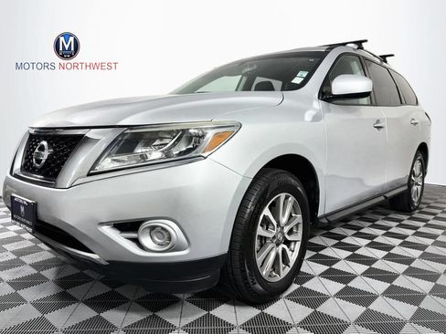Used 2013 Nissan Pathfinder SV AWD/4WD image 1