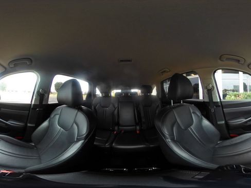 Used 2024 Kia Sorento S FWD image 44
