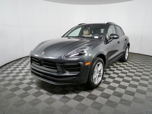 New 2026 Porsche Macan AWD/4WD image 1