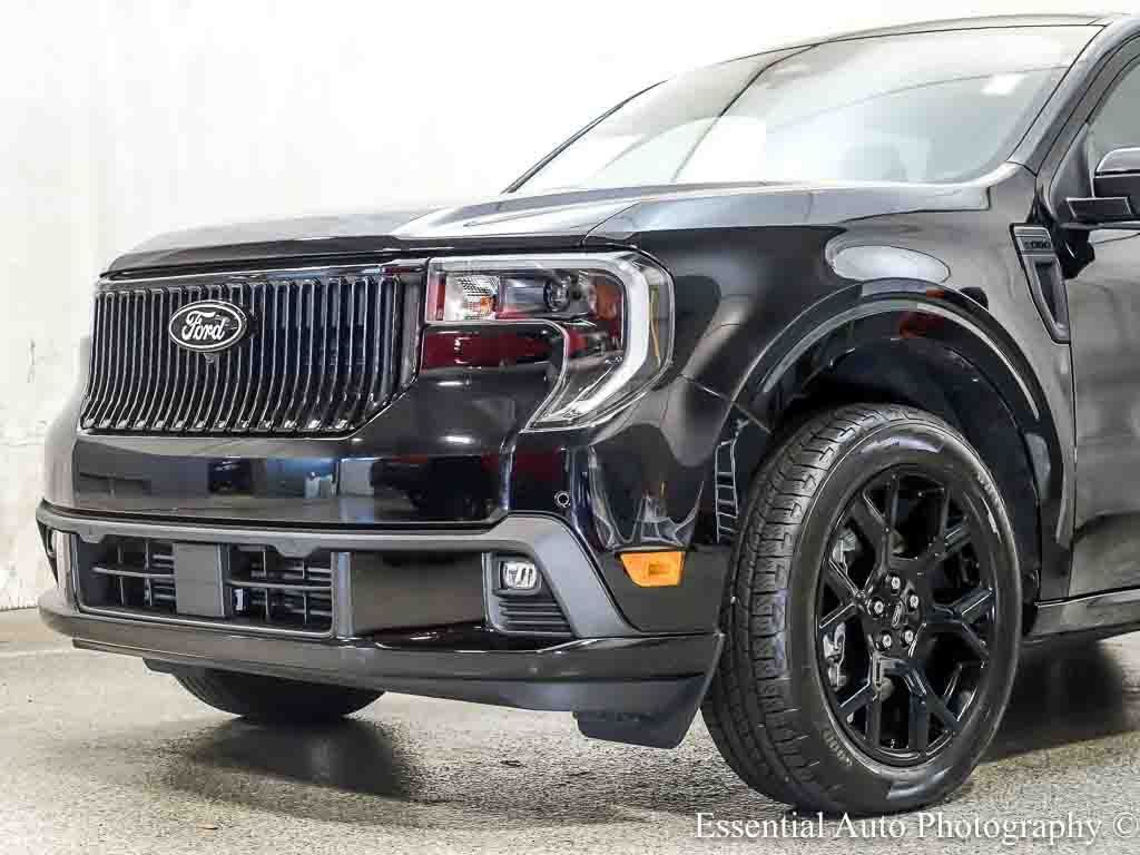Used 2025 Ford Maverick Lobo AWD/4WD image 3