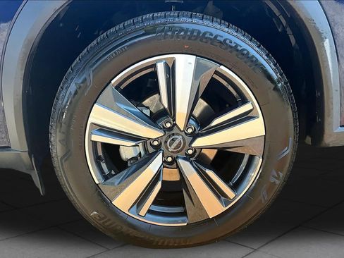 Used 2026 Nissan Rogue SL AWD/4WD image 11