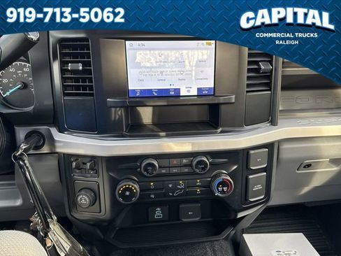 New 2026 Ford F250 XL w/ XL Chrome Package image 26