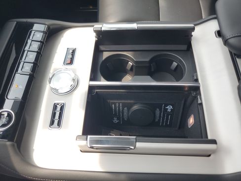 New 2027 Lincoln Navigator Reserve AWD/4WD image 26