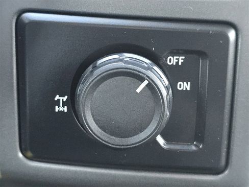 Used 2015 Ford F150 XLT w/ Equipment Group 302A Luxury image 23