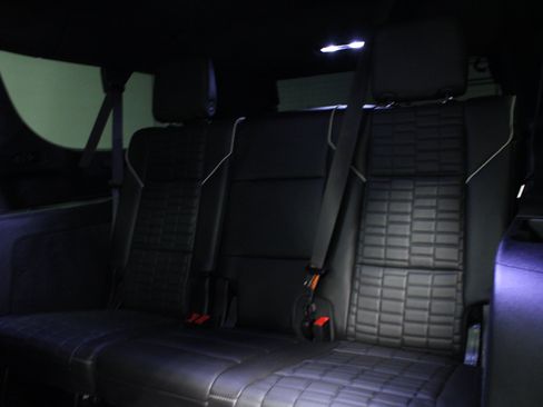 Used 2024 Cadillac Escalade ESV Sport Platinum w/ LPO, ONYX Package AWD/4WD image 15