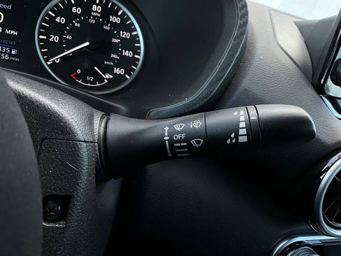 Used 2025 Nissan Sentra S image 32