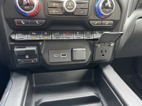 Used 2021 GMC Sierra 1500 Elevation image 18