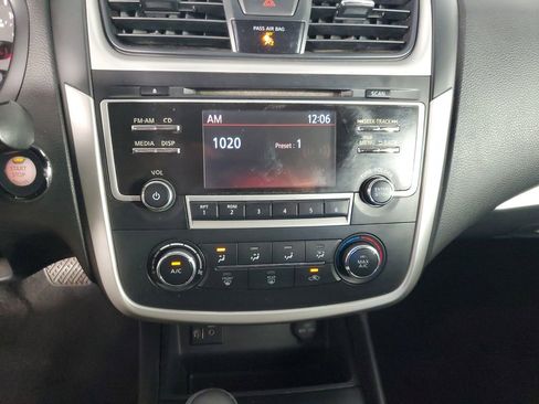 Used 2017 Nissan Altima 2.5 SR image 16