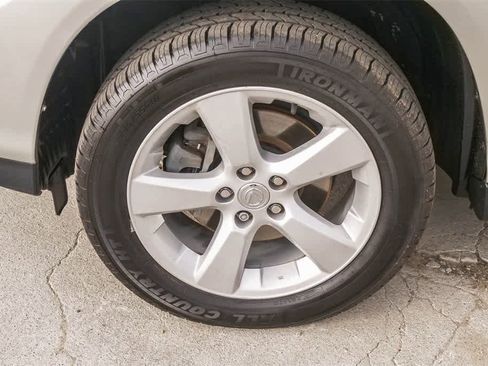 Used 2005 Lexus RX 330 w/ Premium Plus Pkg image 5