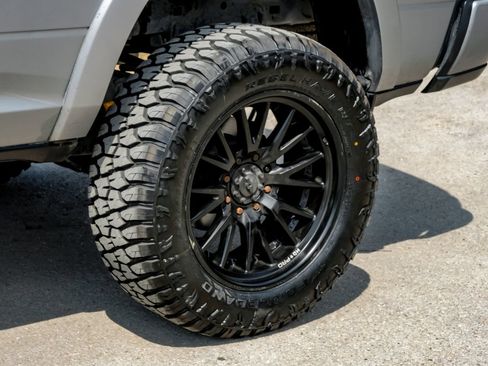 Used 2024 RAM 2500 Limited AWD/4WD image 65