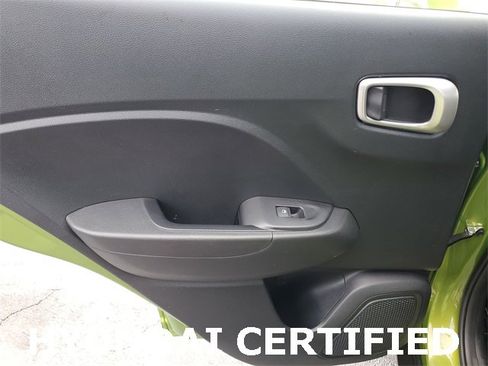 Certified 2023 Hyundai Venue SEL image 27