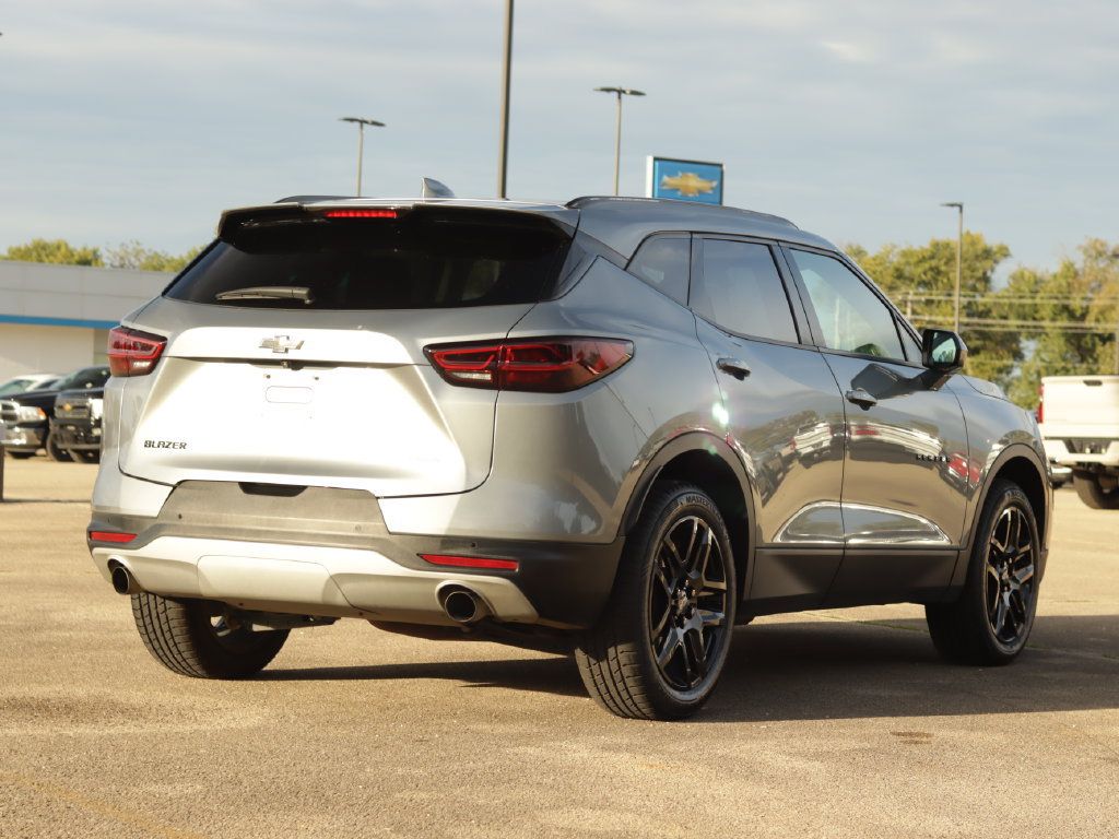 Used 2024 Chevrolet Blazer LT w/ Convenience Package FWD image 7