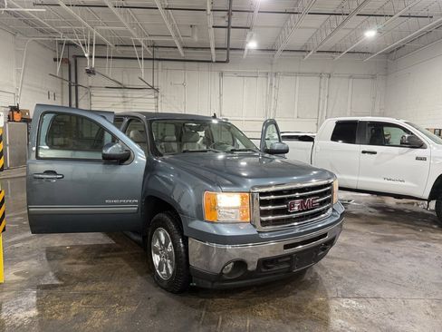 Used 2012 GMC Sierra 1500 SLT w/ SLT Convenience Package image 45