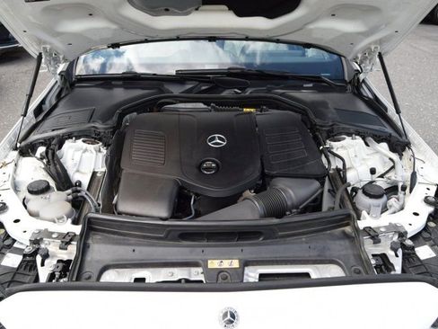 Used 2022 Mercedes-Benz C 300 4MATIC Sedan image 40