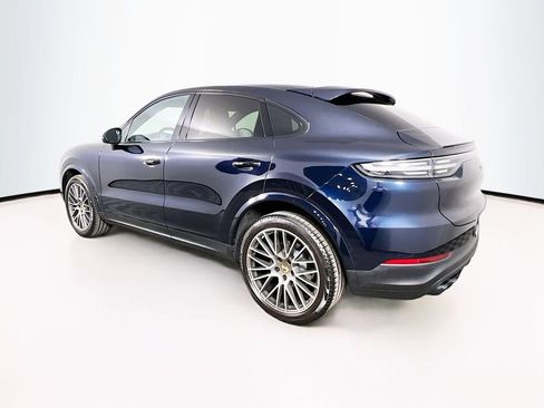 Certified 2023 Porsche Cayenne Platinum Edition AWD/4WD image 3