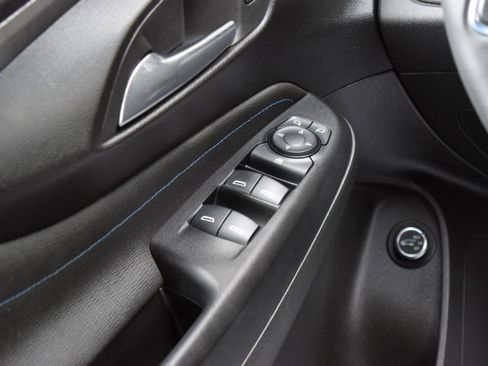 Used 2024 Buick Envista Sport Touring w/ Convenience I Package FWD image 22